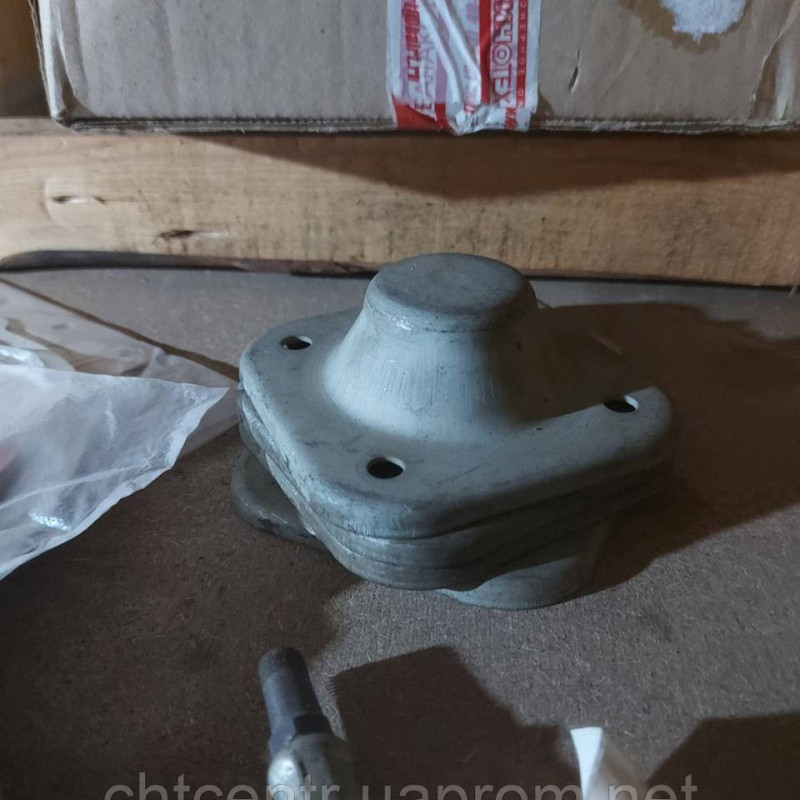 6505-2409180, кришка пневмокамери а/м КРАЗ