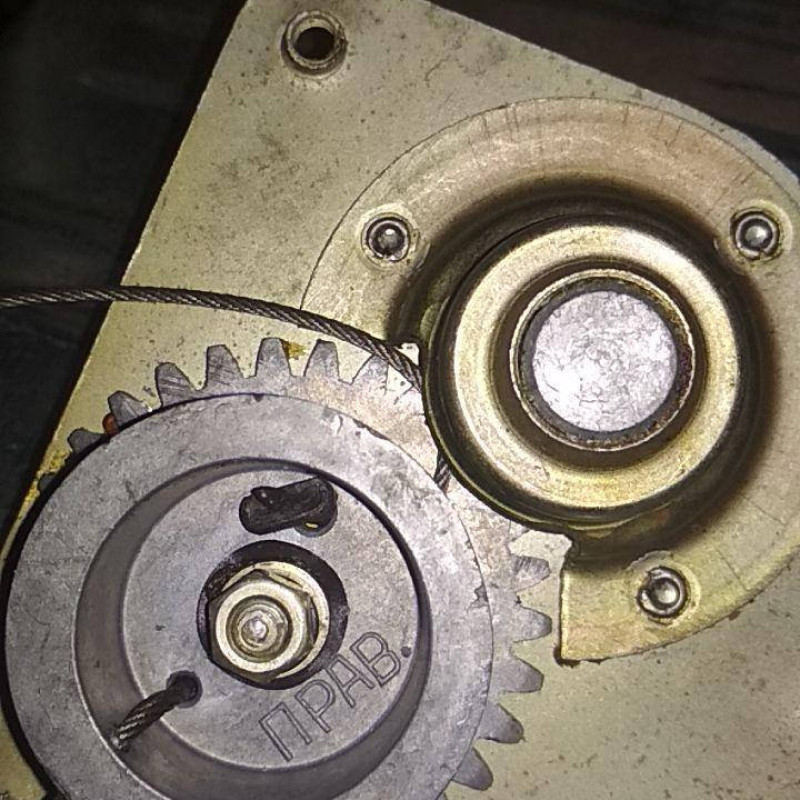 250-6104020, склопідйомник а/м КРАЗ правий