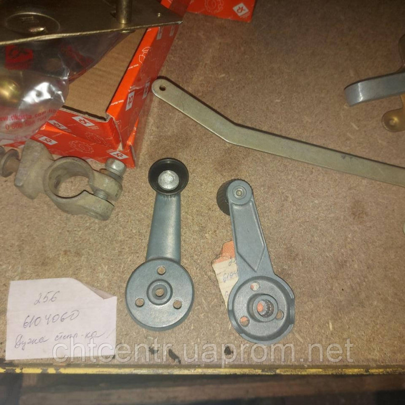 250-6104060, ручка стеклоподемника а/м КРАЗ