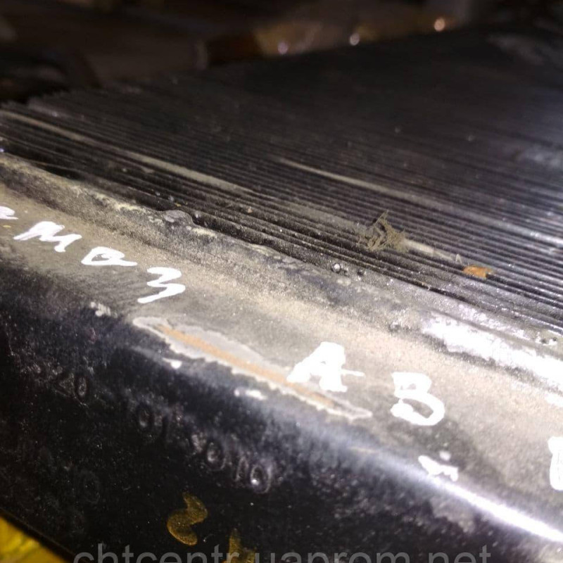 5320-1013010 радіатор охолодження масла